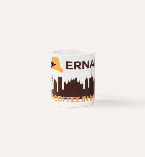 Tazza Ernani con tutto intorno raffigurato lo Skyline di Milano